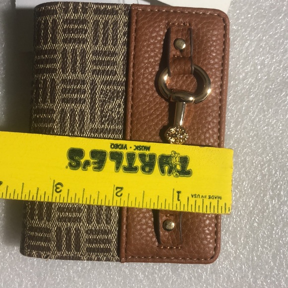 Anne Klein small fold brown wallet with golden details - Picture 5 of 13